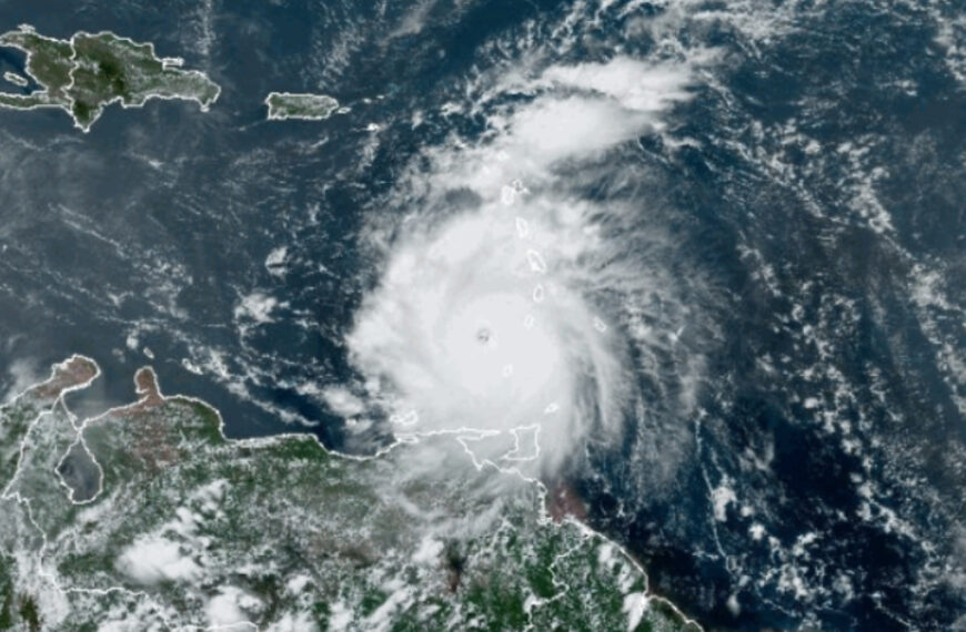 Huracán Beryl Alcanza la Categoría Máxima