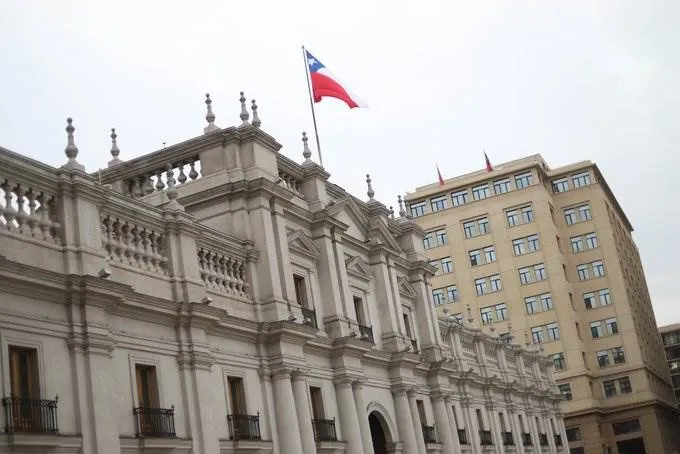 Boric condena ataque de Estados Unidos hacia Irán