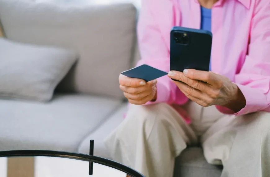 Créditos de consumo irregulares: Alerta de la CMF