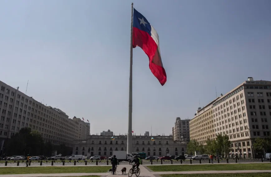 Presupuesto 2026: Críticas y Tensión en La Moneda