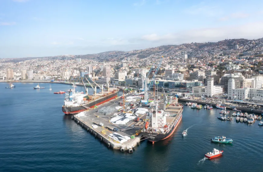 Proyección Económica: Crecimiento y Retos para Chile 2025