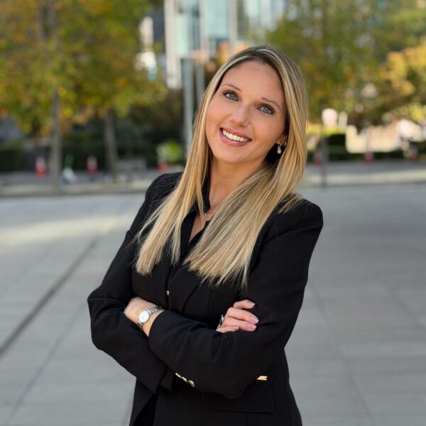 Inversión Inmobiliaria: Estrategias de Michelle Zaror en Tiempos Difíciles
