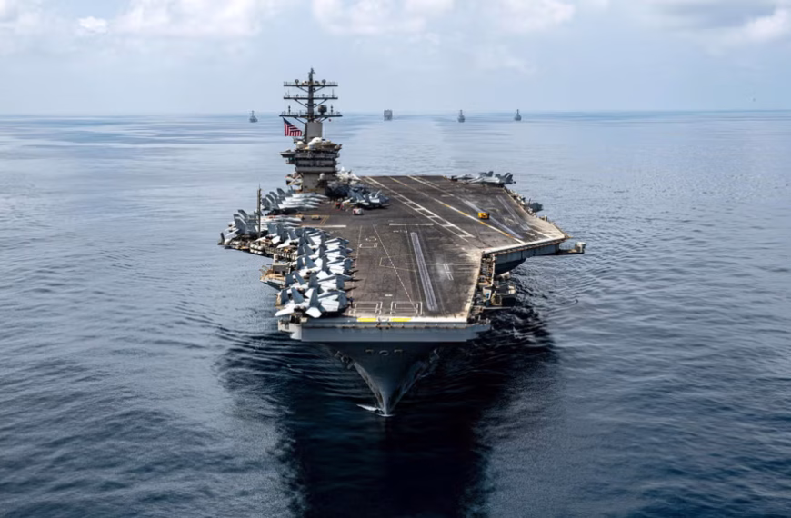 USS Nimitz: ¿Qué Oculta el Despliegue en el Caribe de Trump?
