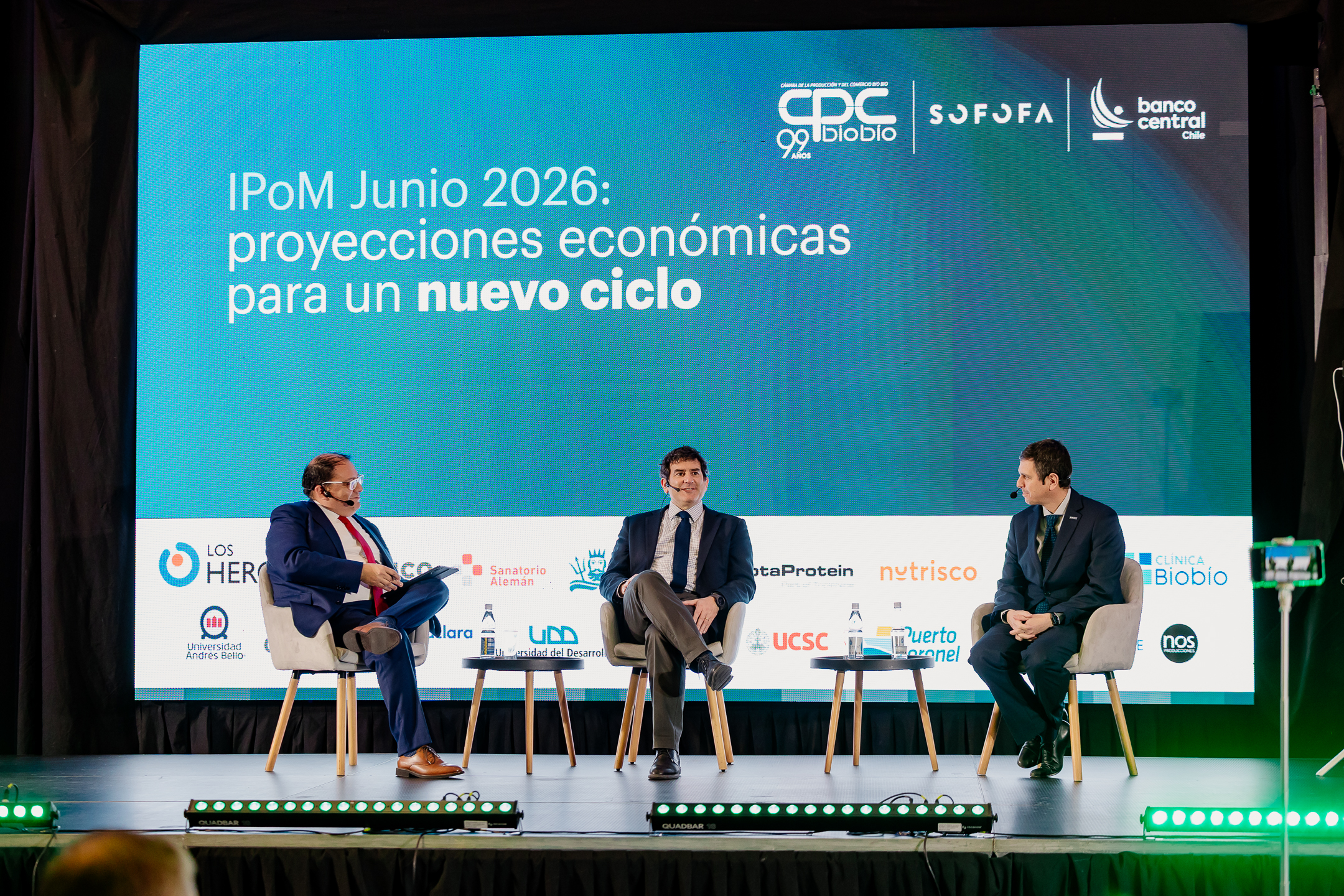 Informe de Política Monetaria: Proyecciones Económicas Reveladas