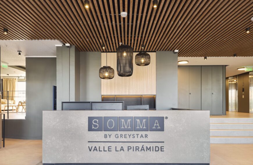 Proyecto Somma Valle La Pirámide: Transformación Urbana en Santiago